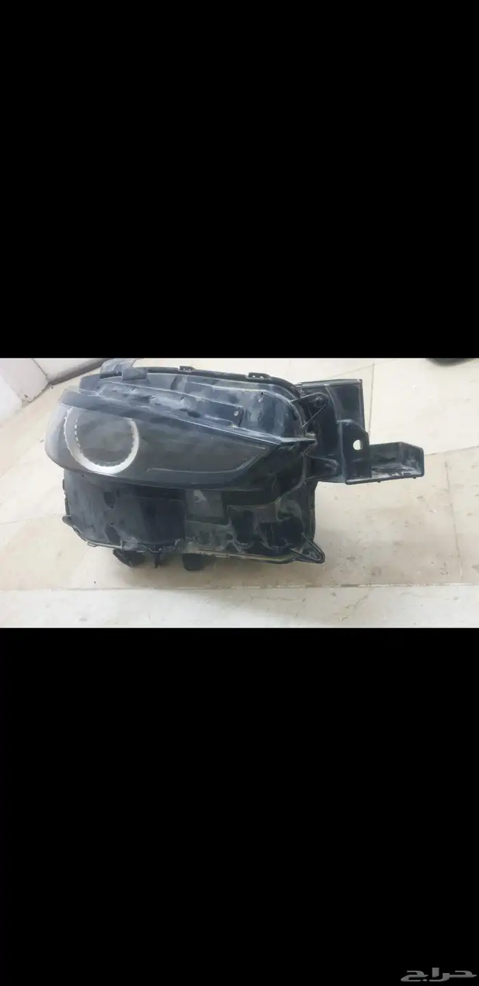 شمعة يمين مازدا 5 نظيفه بدون اي خدش قواعد سليمه 2