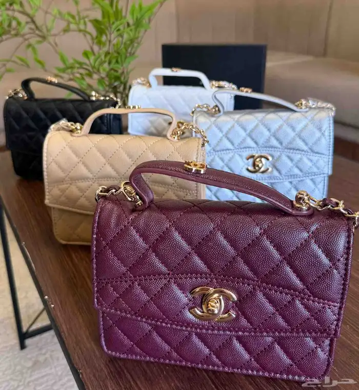 محفظات وشنط ماركه 36