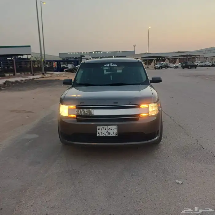 فورد فلكس ممشى 300 82 الف 7