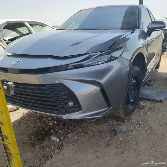 كامري تشليح قطع غيار فقط 3