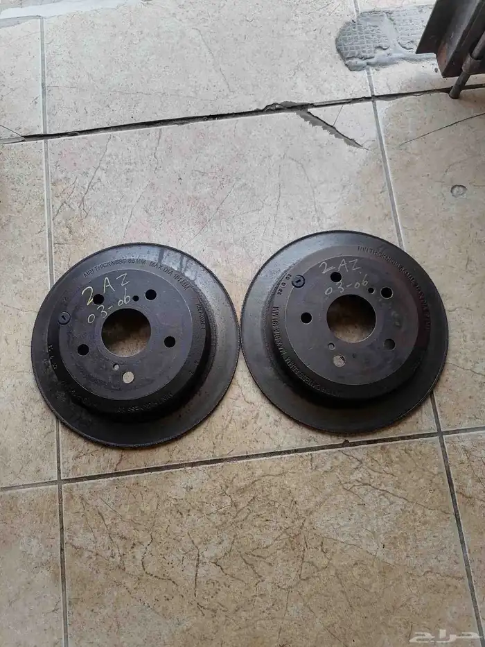 طقم هوبات خلفية اصلي مستورد كامري موديل 2003 إلى 2006 0