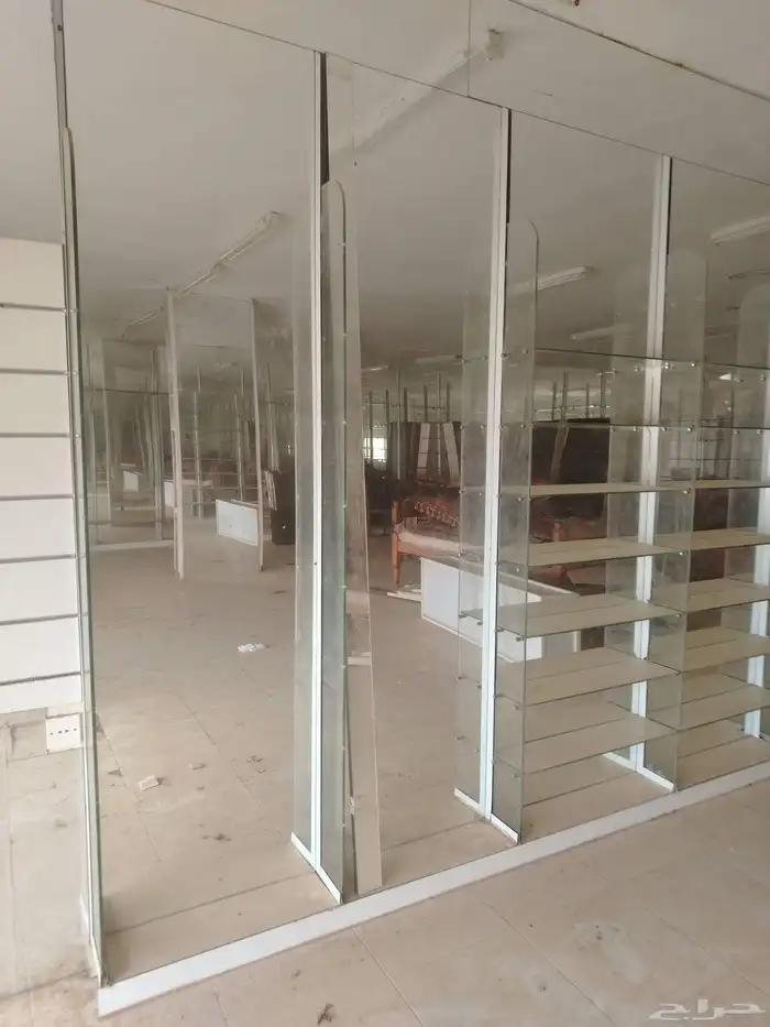 زجاج صيدليه للبيع 5