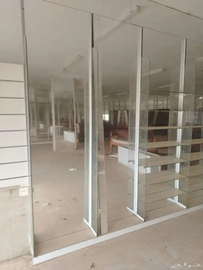 زجاج صيدليه للبيع 6