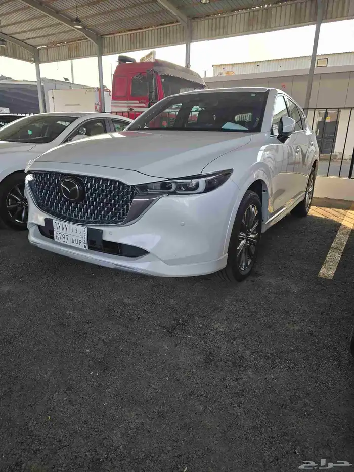 مازدا cx5 فل كامل سجنشر 2025 وكاله عداد 13 الف فقط 2