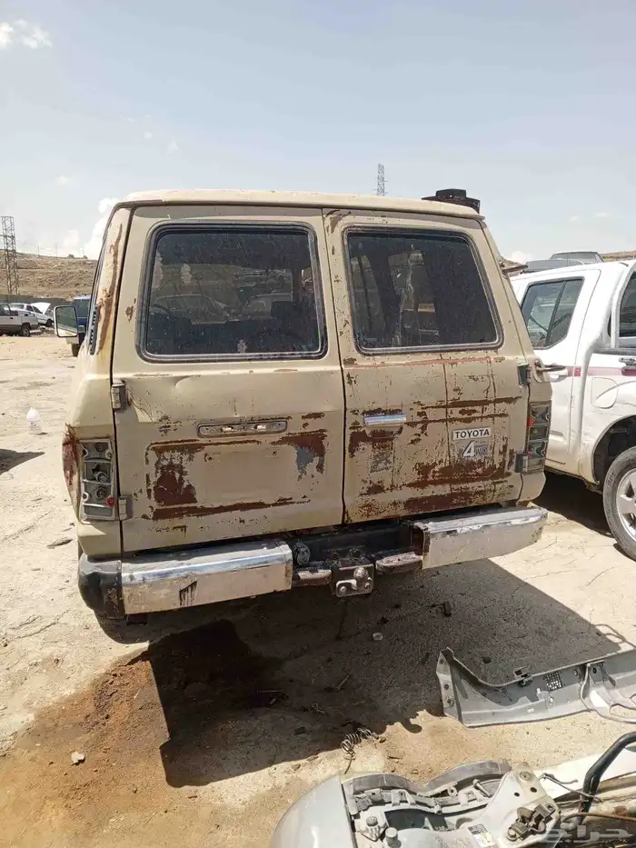 تويوتا صالون 86 تشليح قطع غيار 4