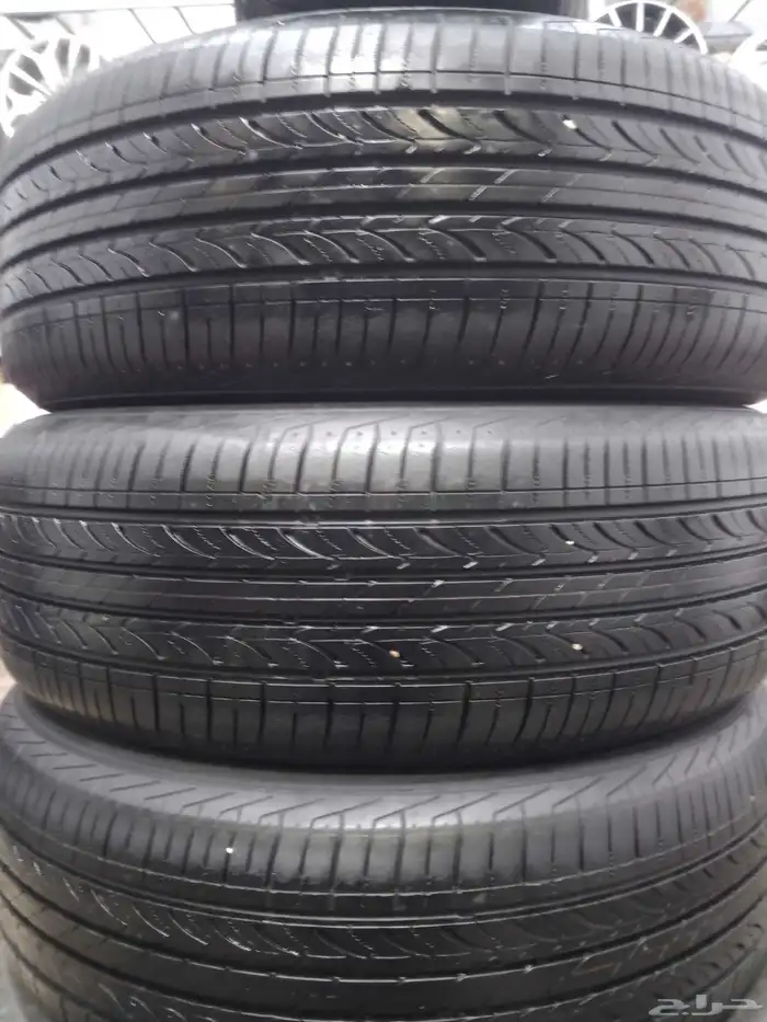 235 60 18 طقم كفرات نكسن 5