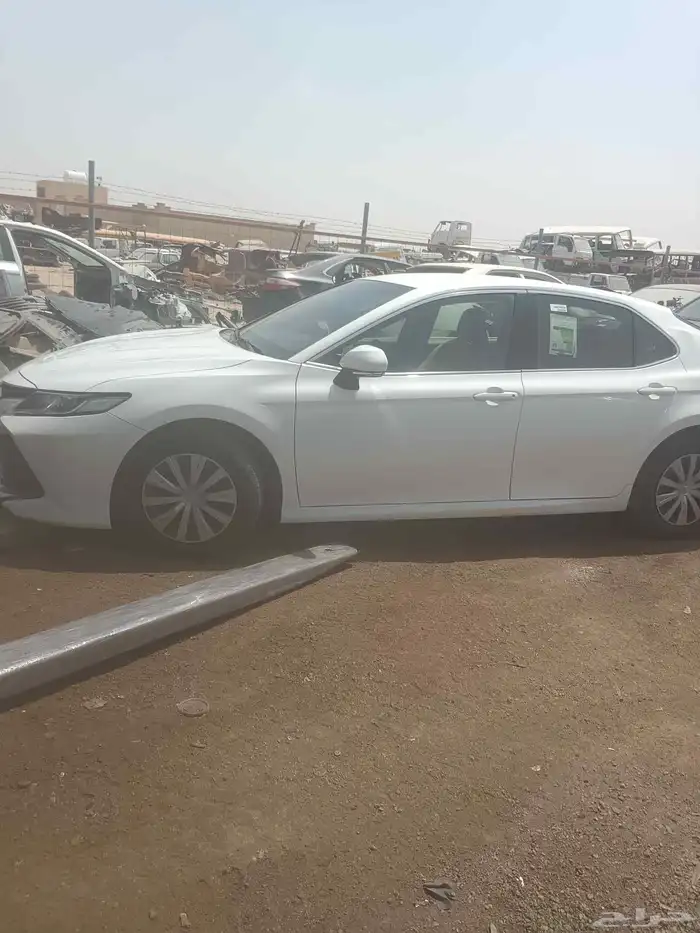 تشليح كامري لبيع قطع غيار فقط مديل 2020 ممشى 61 كم 6