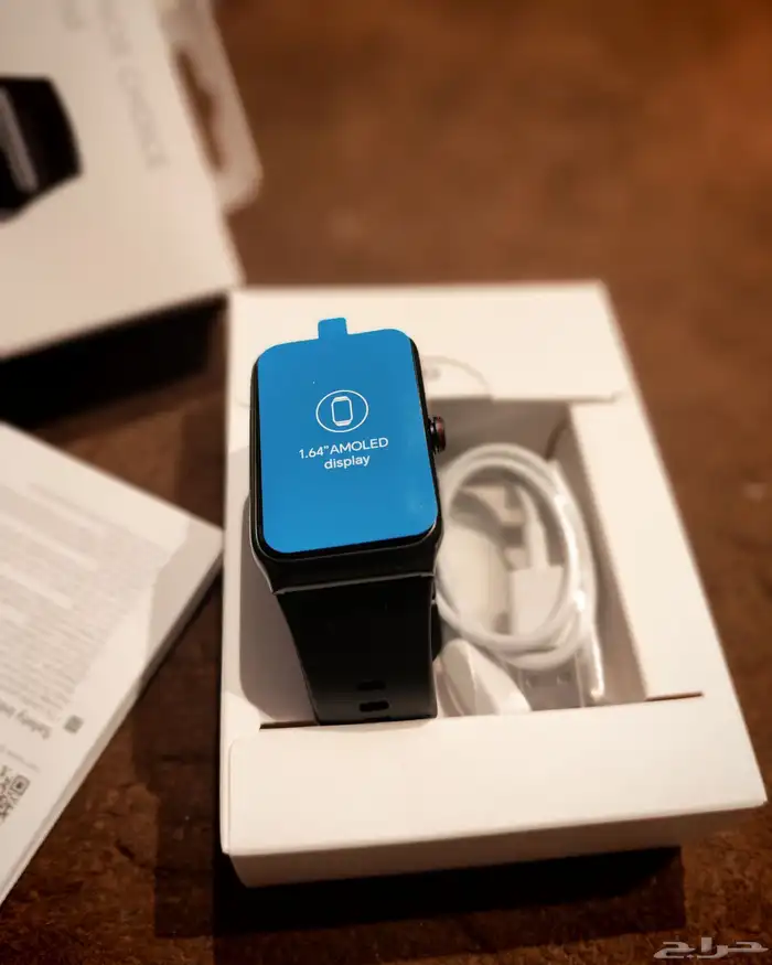 ساعة يد هونر لم تستعمل بكامل أغراضها 3