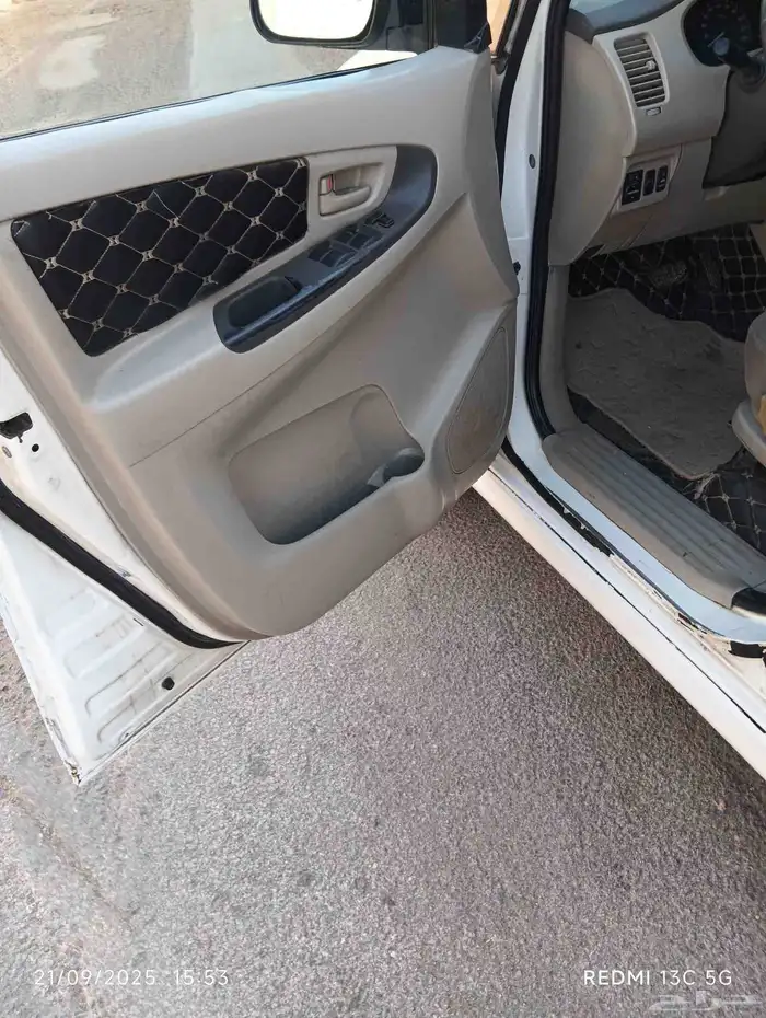 تيوتا انوفا 2013 3