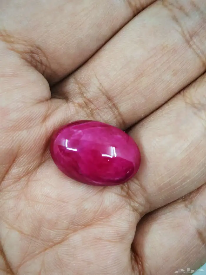 ياقوت طبيعي راهي معالج حرارة بشهادة دولية معتمدة 14