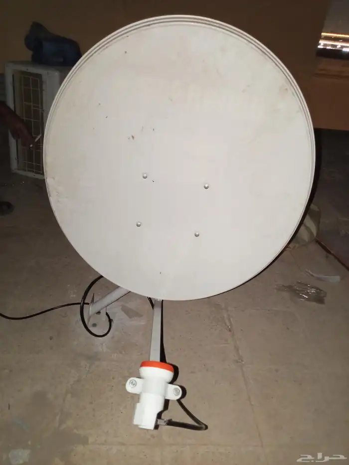 Electronics Technician Satellite Engineer Satellite Dish 1