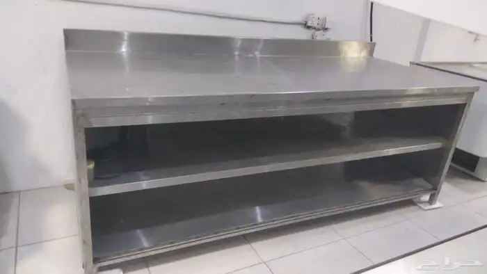 طاوله استيل 3 1.5 للبيع المطلوب 800ريال 0