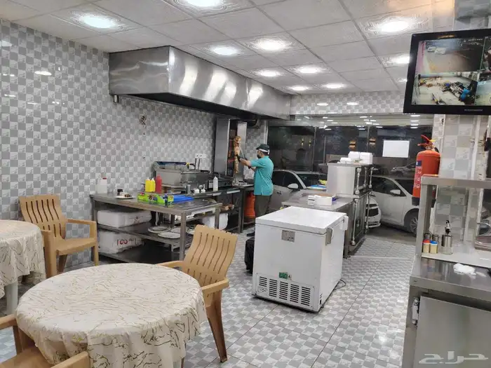 مطعم للتقبيل او بيع معدات كاملة 3