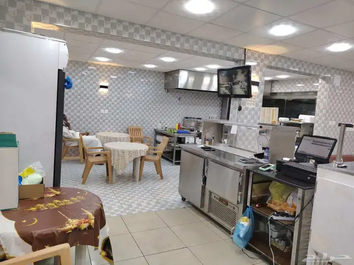 مطعم للتقبيل او بيع معدات كاملة 2