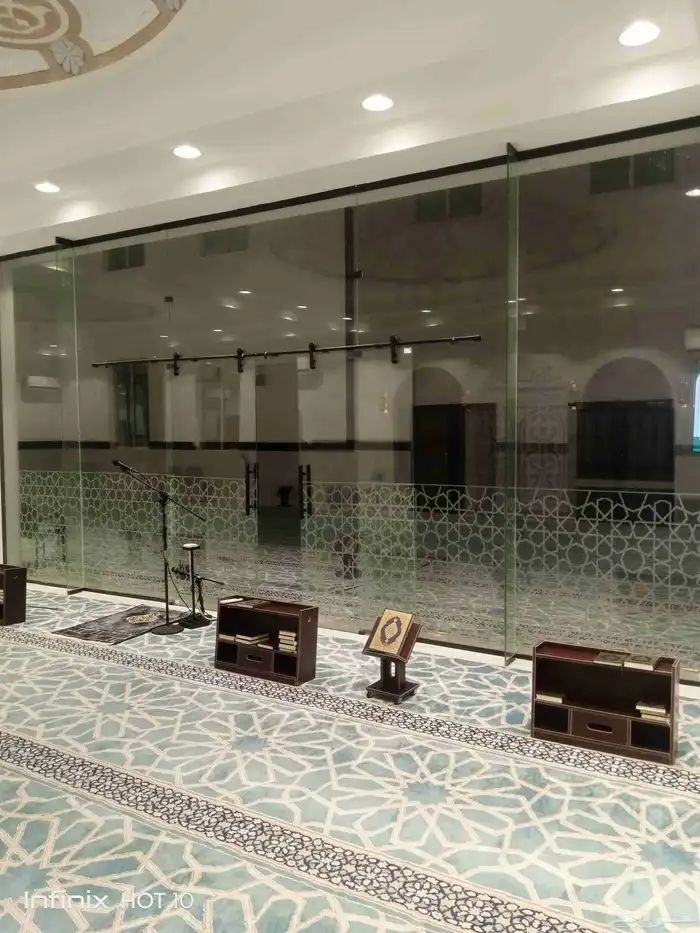 ا تركيب زجاج سكريت 12 ملي حسب الطلب -صيانه جميع الابواب الزج 0