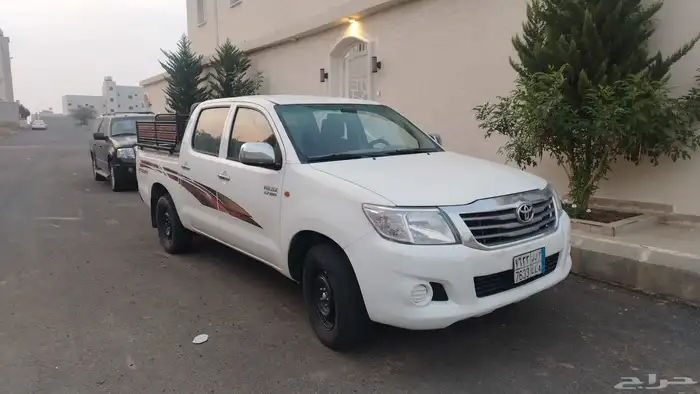 هايلكس GL غمارتين 2012 1