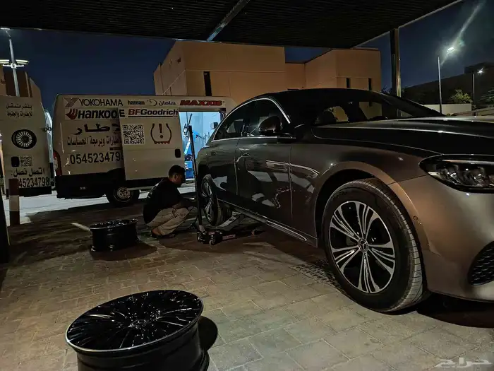 بنشر متنقل مركز إلا طار لبيع جميع أنواع الاطارات نخدمك في م 7