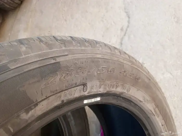 كفرات برلي شبه جديد مقاس 285 50 20 4