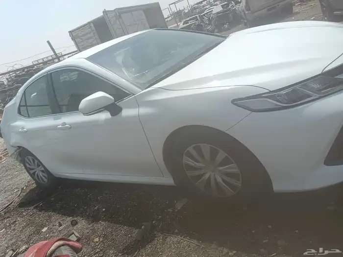 تشليح كامري لبيع قطع غيار فقط مديل 2020 ممشى 61 كم 1