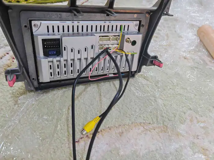 شاشة سيارة نظيفة جدا 1