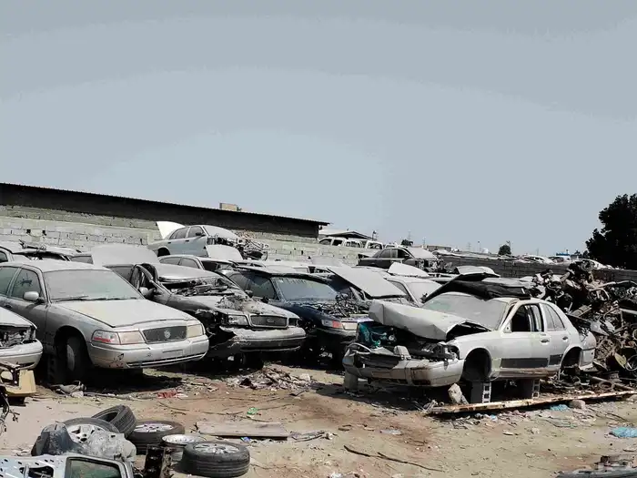 فورد فكتوريا وماركيز جميع الموديلات قطع غيار 1