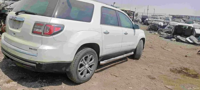 GMC اكاديا 2015بيع قطع قيار فقط 1