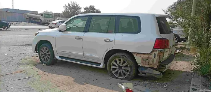 تشليح قطع غيار لكزس 2010 1