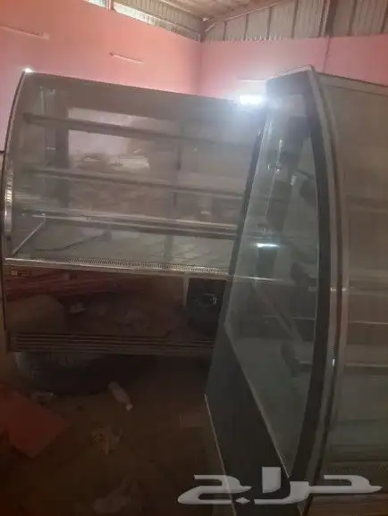 ثلاجات عدد 2 حبه محل حلويات استخدام سنه ونص شبه جديده 2