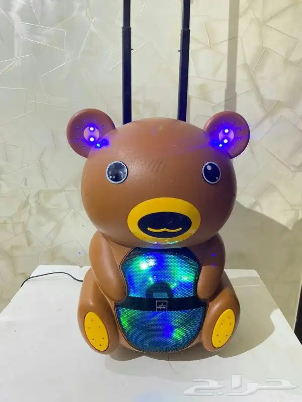 سماعه بلوتوث حجم كبير اضاةات ملونه للبيع 1