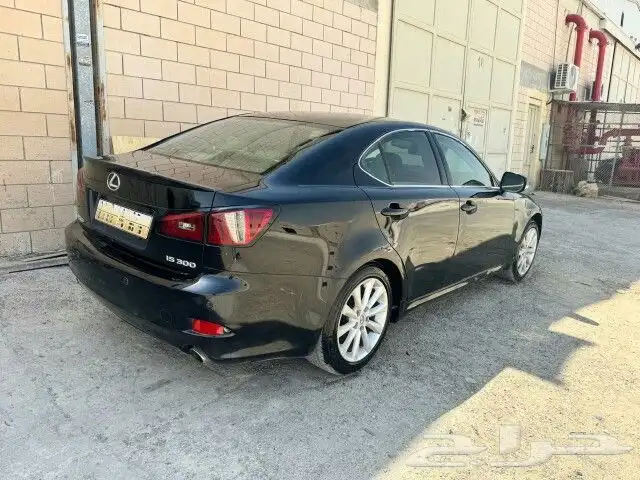 لكزس IS 300 فل كامل 2010 6