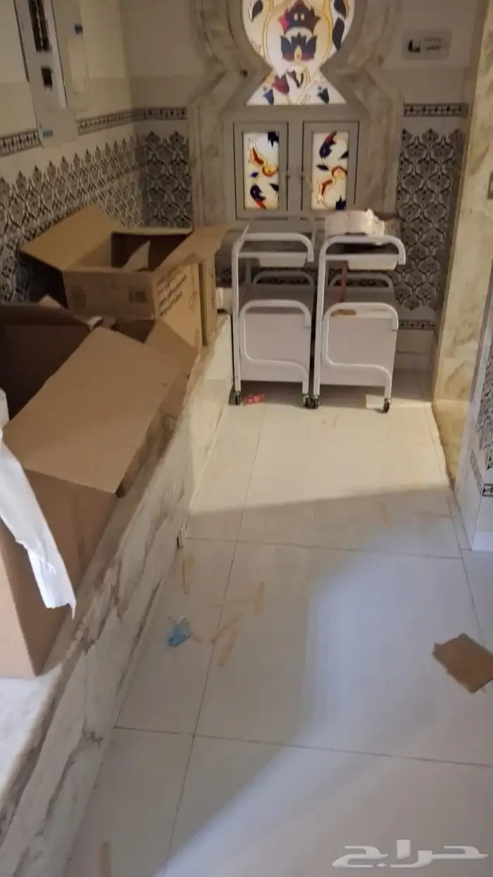 أغراض مركز مساج نسائى 6