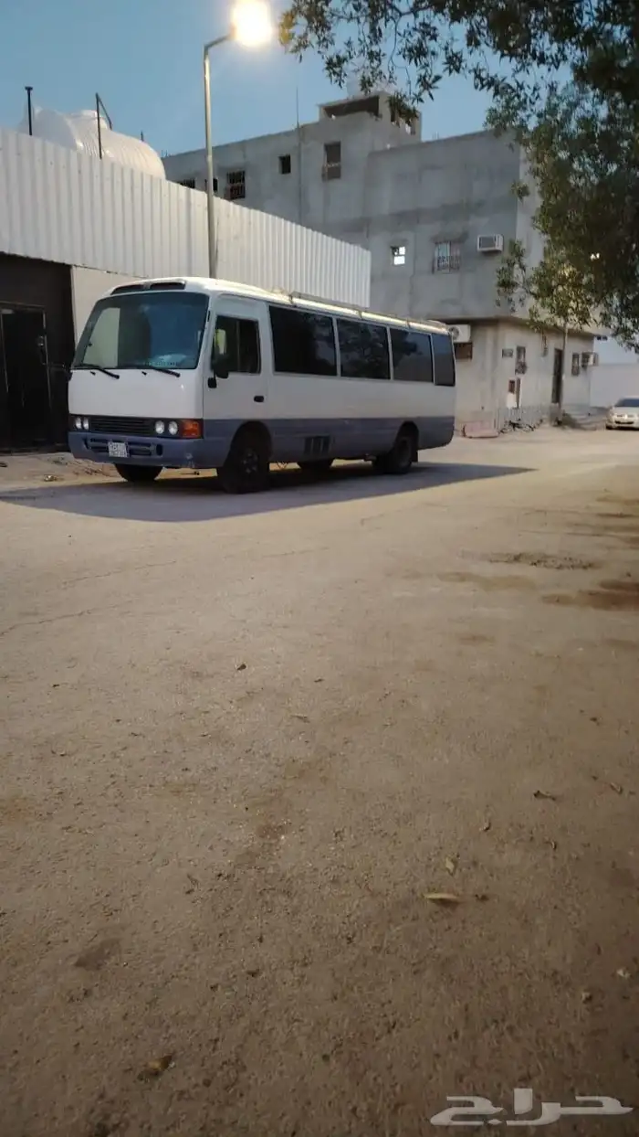 حافله كوستر للتوصيل العمال شركات ومطاعم 2000 0