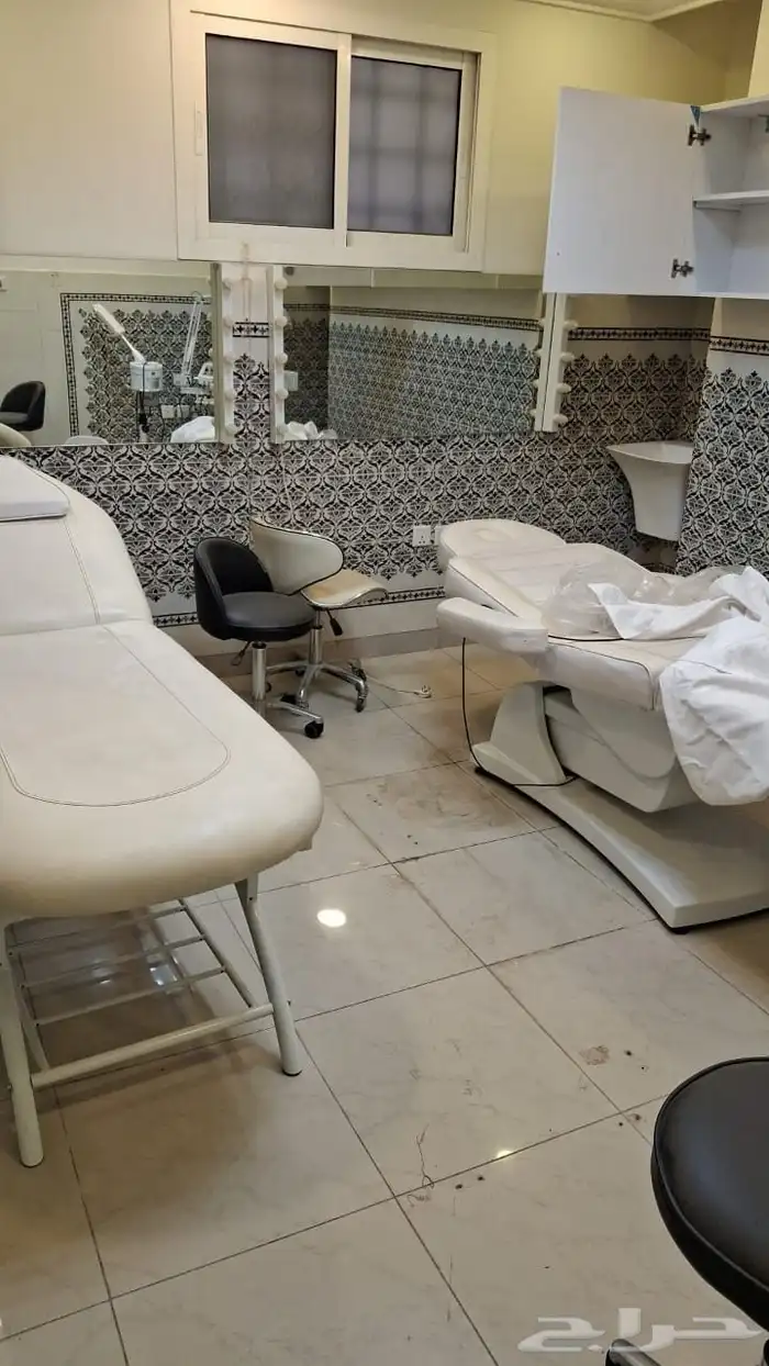 أغراض مركز مساج نسائى 5