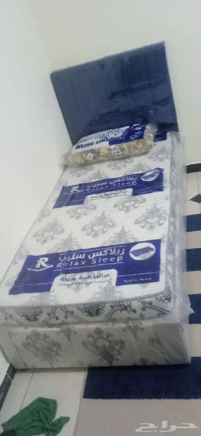 2 سرير مستعمل مع المرتبه وسرير نفر ونص 0