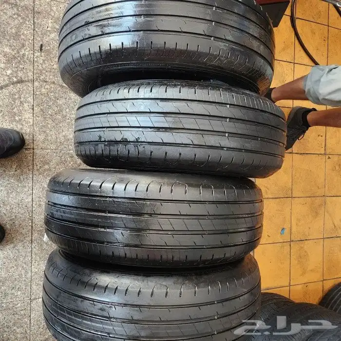 كفرات جودير مستخدم نظيف 2023تاريخمقاس 17 65 225 4