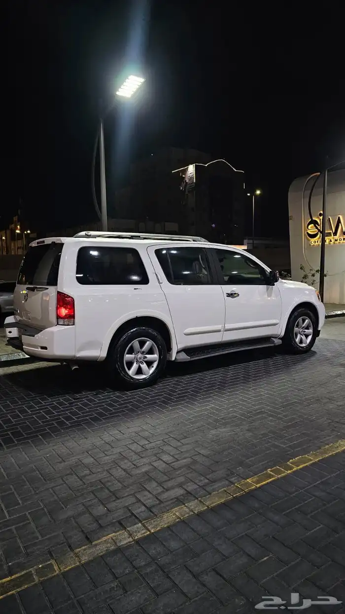 نيسان ارمادا موديل 2011 2