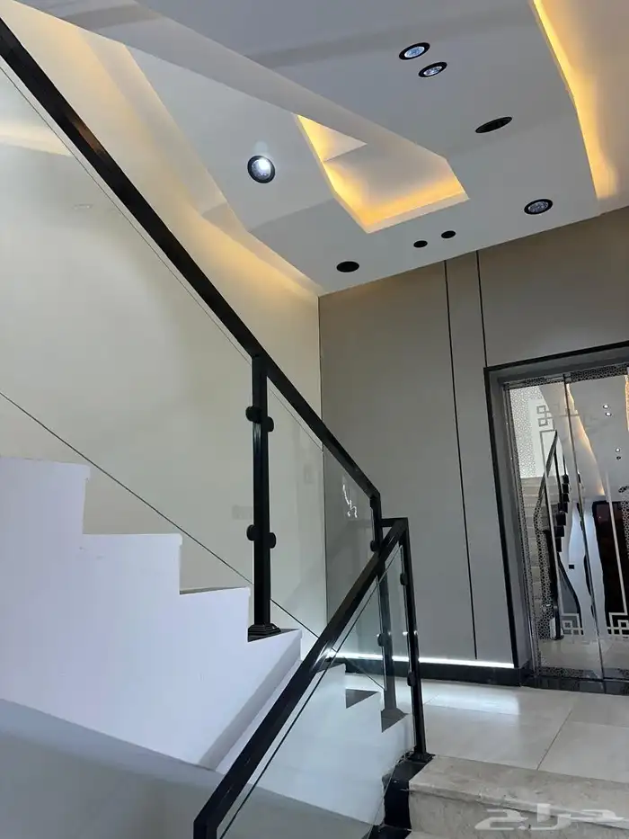 للبيع شقق ارضيه وعلويه تشطيب عصرى حديث بحى الموسى 550 الف 3