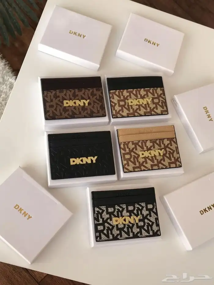 محفظات وشنط ماركه 14