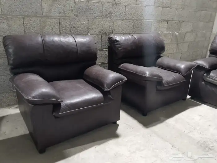 للبيع أثاث مكتبي بحالة ممتازة 5