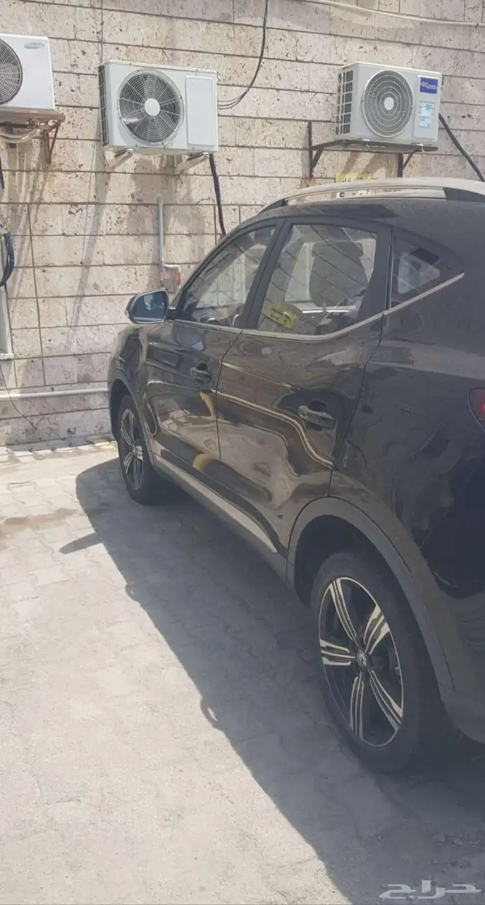 MG ZS بحالة ممتازة 4