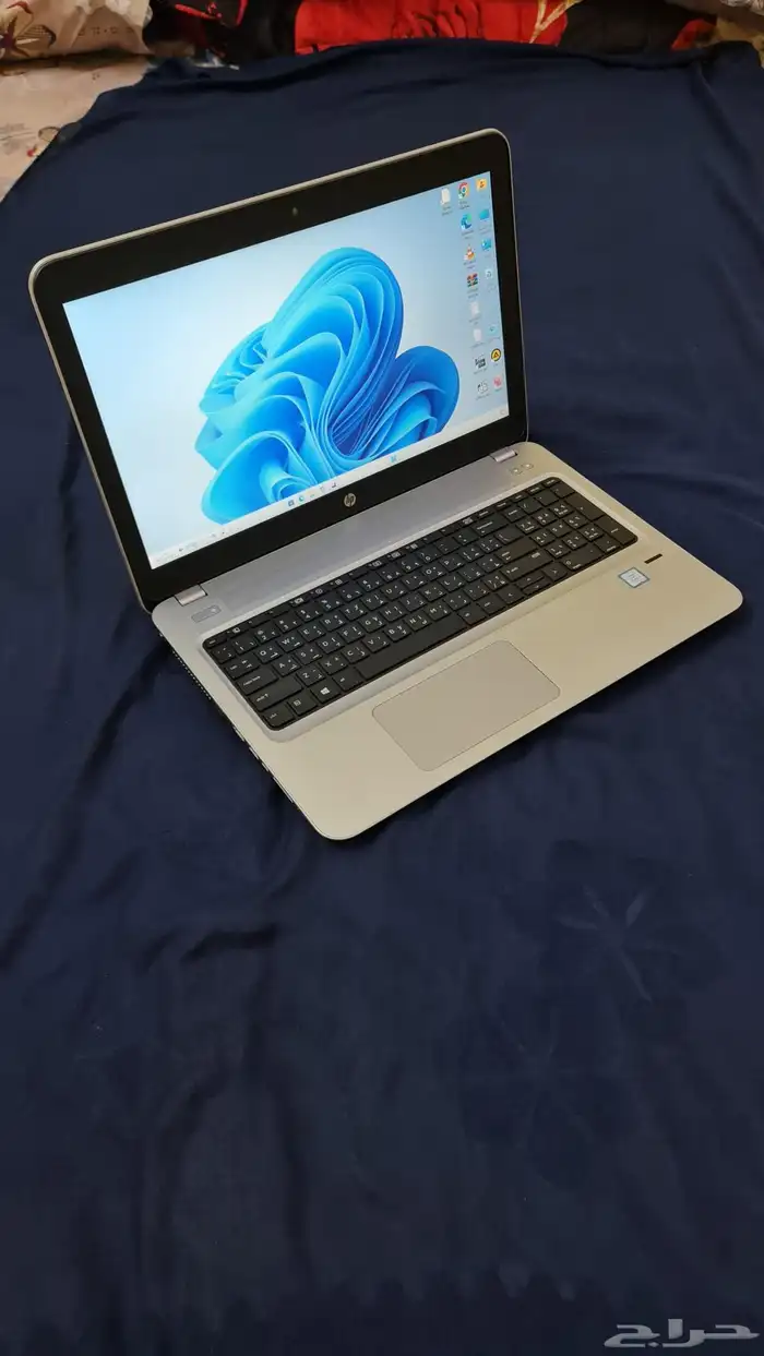 لاب توب HP كور i7 الجيل السابع شبه جديد نظيف 1
