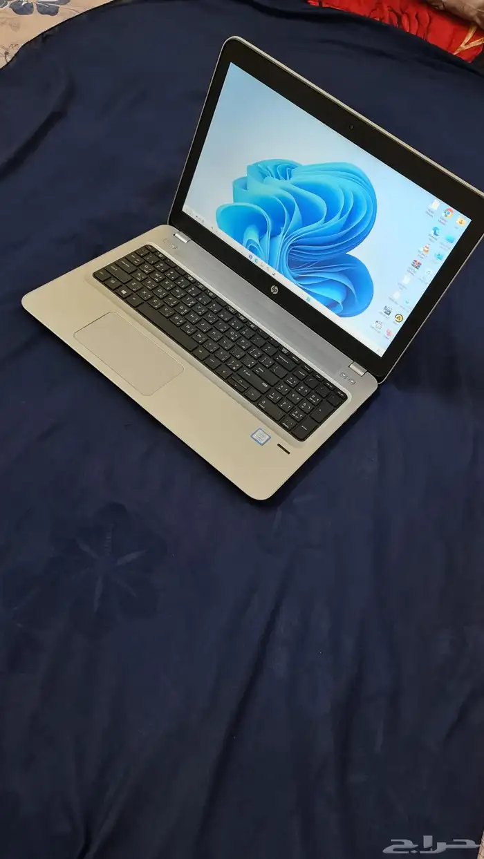 لاب توب HP كور i7 الجيل السابع شبه جديد نظيف 6