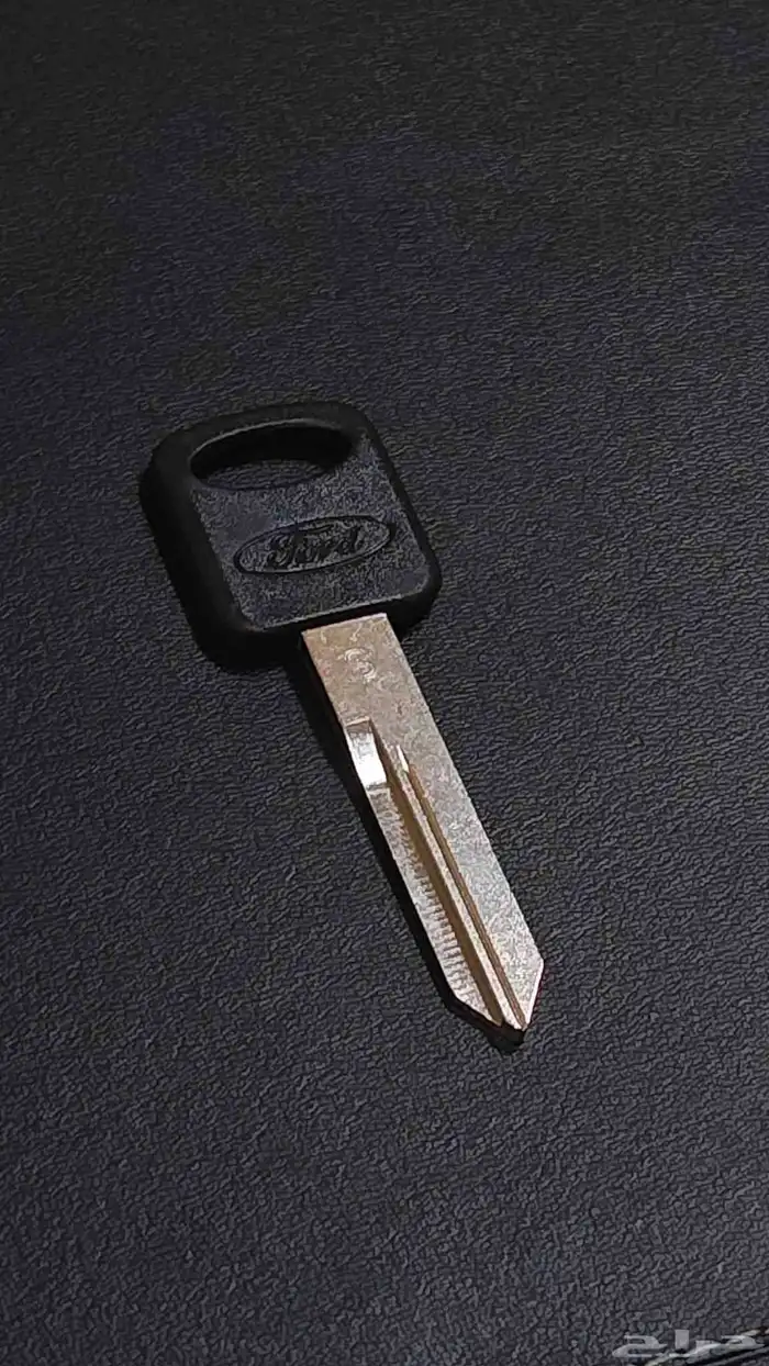 مفاتيح فورد بدون شريحة أصلي 1