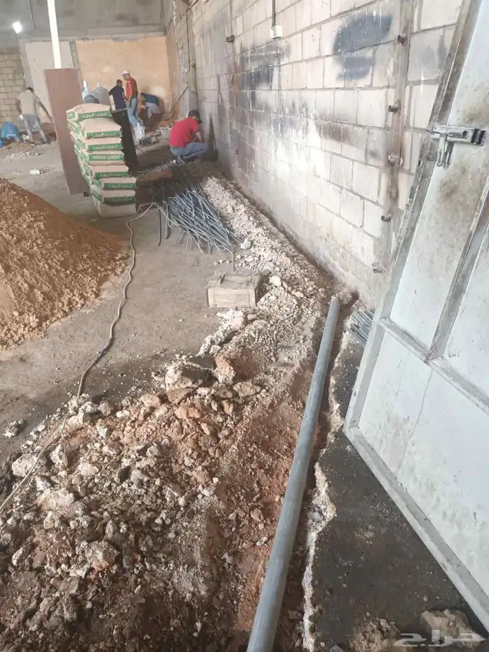 تنفيذ جميع اعمال الورش والمستودعات 4