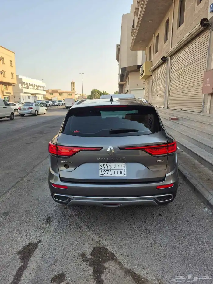 سياره رينو كوليوس موديل 2024 0