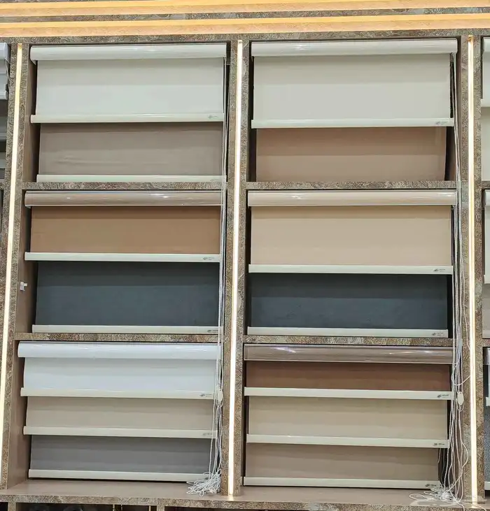 ستائر رول للمعارض والمحلات التجارية 1