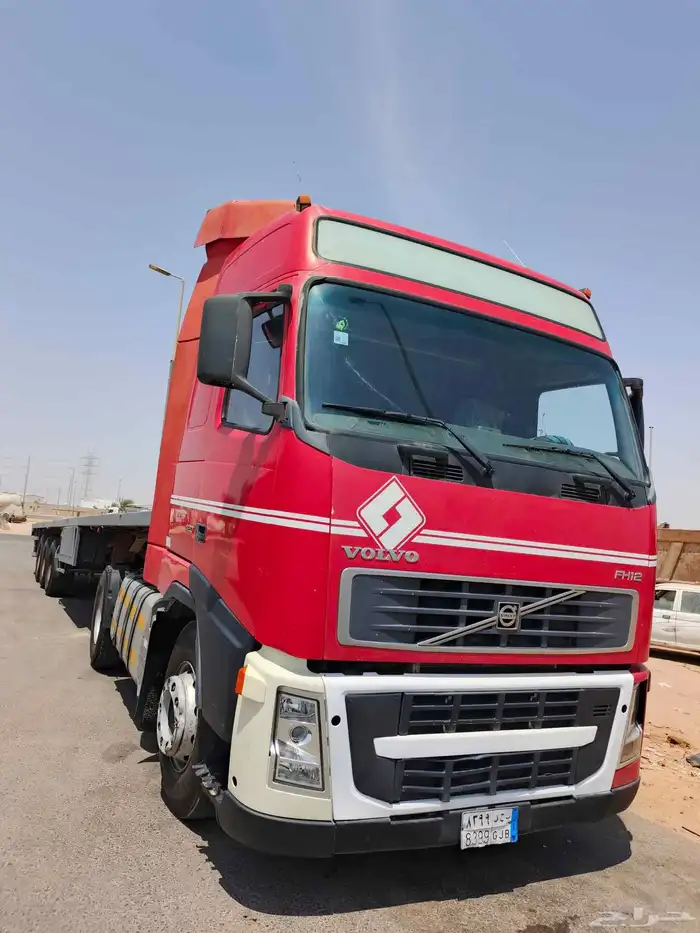 Volvo 200 إذا كان أي شخص يريد هذه السيارة للإيجار للعمل داخ 0