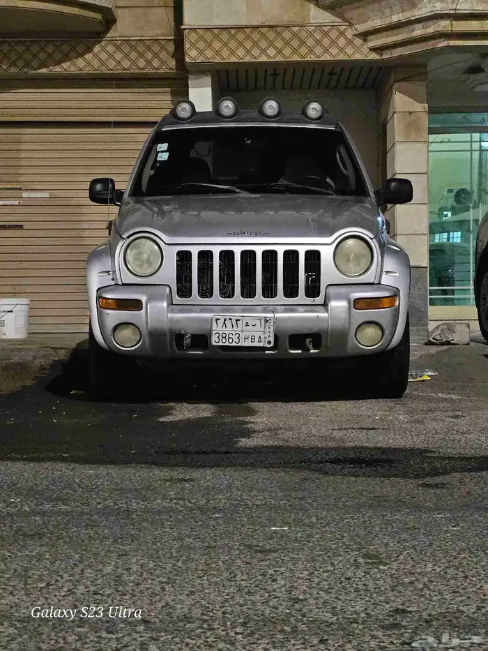 جيب ليبرتي 2002 البيع للصامل 6 سلندر 0