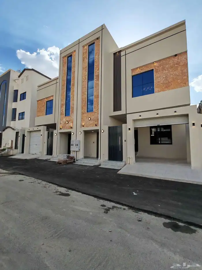 للبيع دور ارضي مع بايكه سياره احد رفيده بسعر 540 الف 0