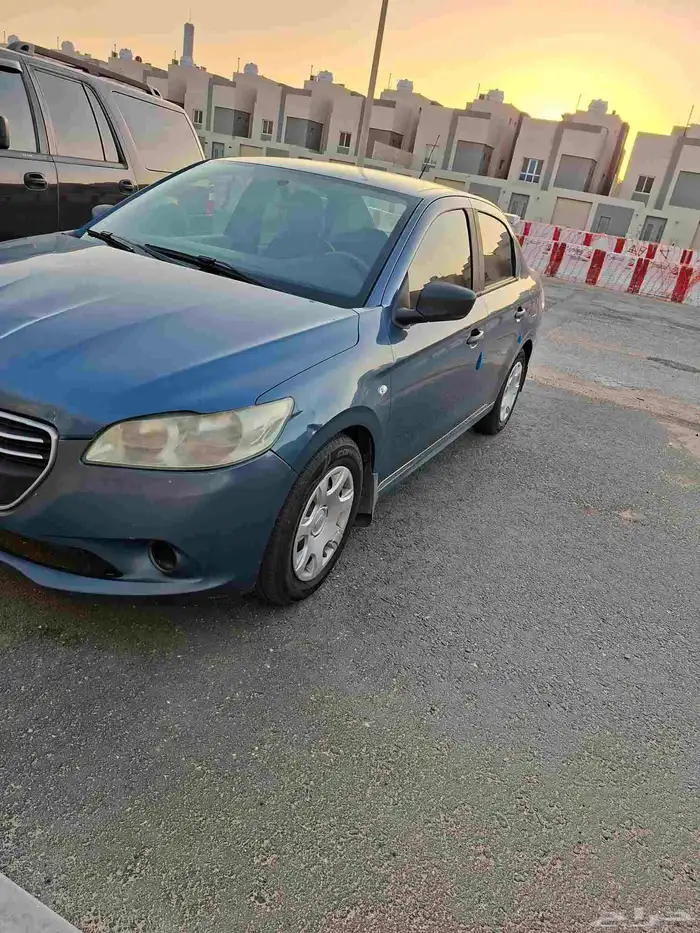 للبيع بيجو 301 موديل 2015 ماشيه 147 0